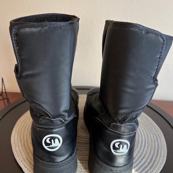 Rugged Exposure Black Insulated Winter Snow Calf Boot Women's Size 9  Style 4096 - Picture 3 of 8